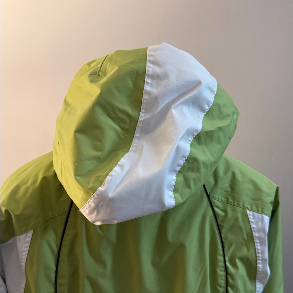 Columbia Lime and White Ski Jacket - Picture 12 of 16